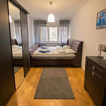 Twarda 66 Pokoje W Centrum Warszawy Varşovia Exterior foto